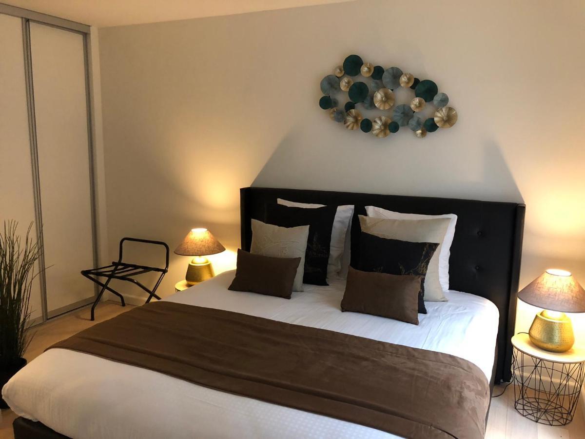 Luxury Apartment Mons City Center מראה חיצוני תמונה