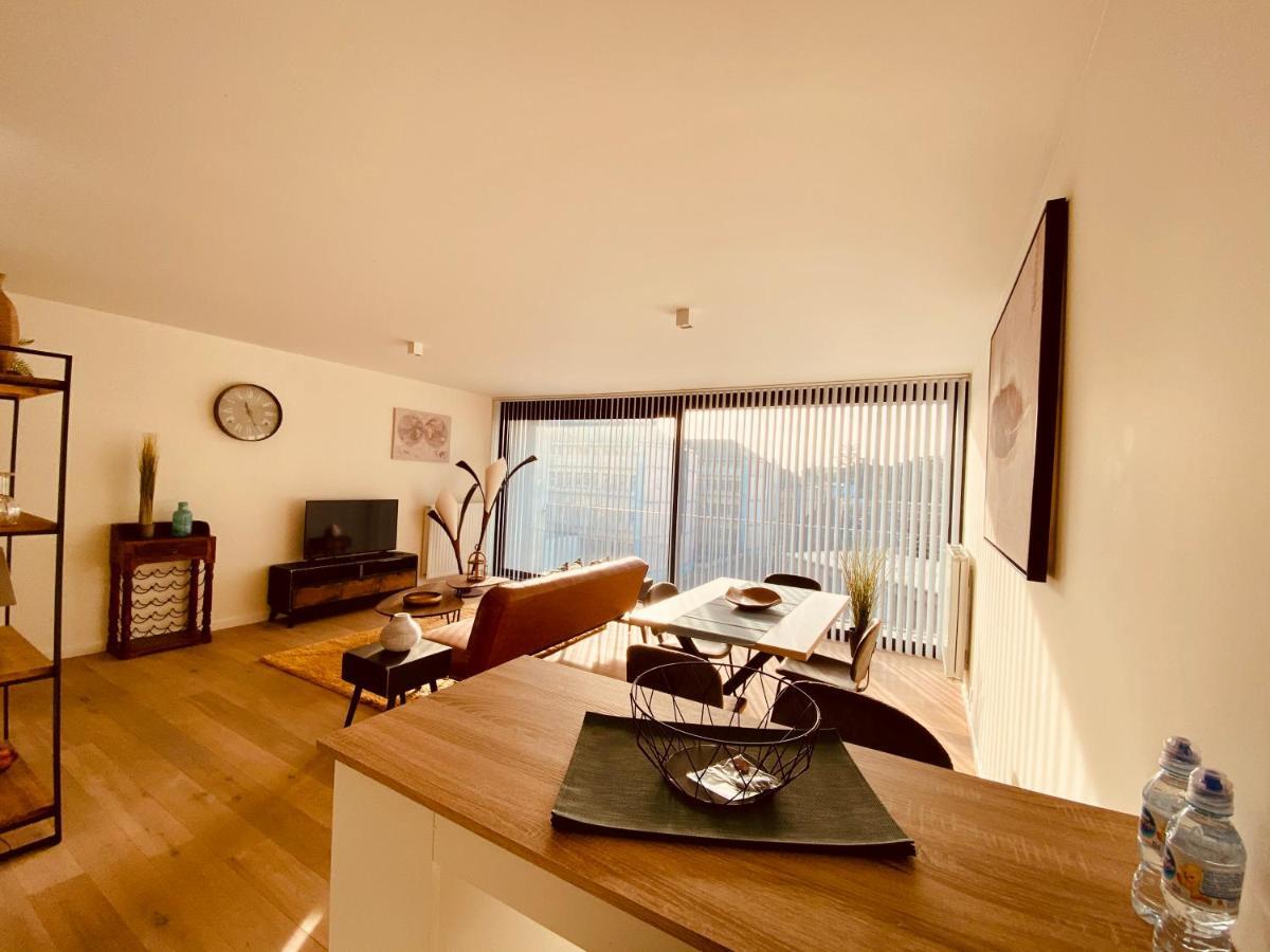 Luxury Apartment Mons City Center מראה חיצוני תמונה