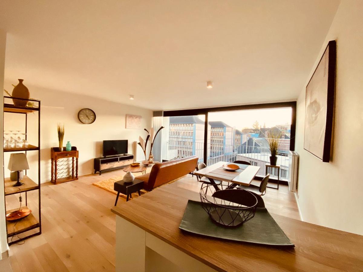 Luxury Apartment Mons City Center מראה חיצוני תמונה
