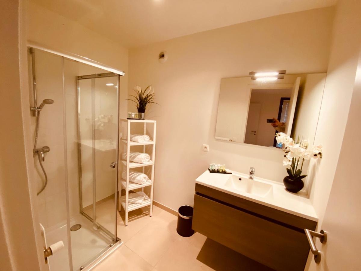 Luxury Apartment Mons City Center מראה חיצוני תמונה